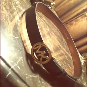 Michael Kors leather belt